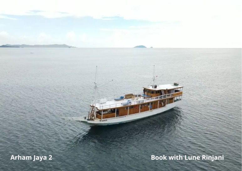 Arham Jaya 2 – Deluxe Komodo Tour 3 Days 2 Nights